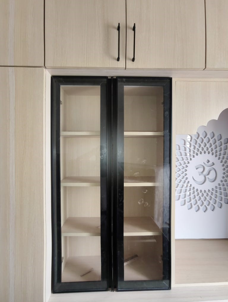 HIGHRISE APARTMENT